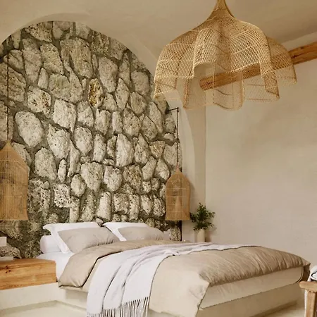 Elaia Luxury House